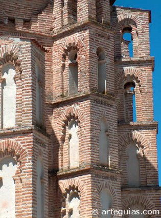 20110102114511-arte-mudejar-800x600-.jpg